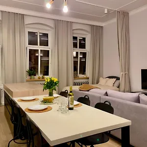  Apartament Spacious In The Center- Main Square 300m Polska